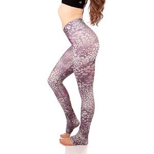 Mika Yoga Wear: Gaby Leggings M/L